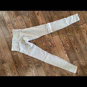 Lululemon leggings, size 4, great condition